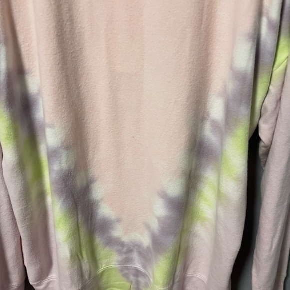 NWT Wildfox Lonely Hearts Roadtrip Aurora Wash Oversized Sweatshirt. Size Small. - Picture 6 of 11